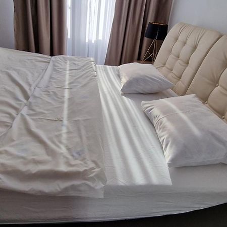 Apartament Maradeya Năvodari Zewnętrze zdjęcie
